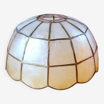 Lampshade in mother-of-pearl and brass