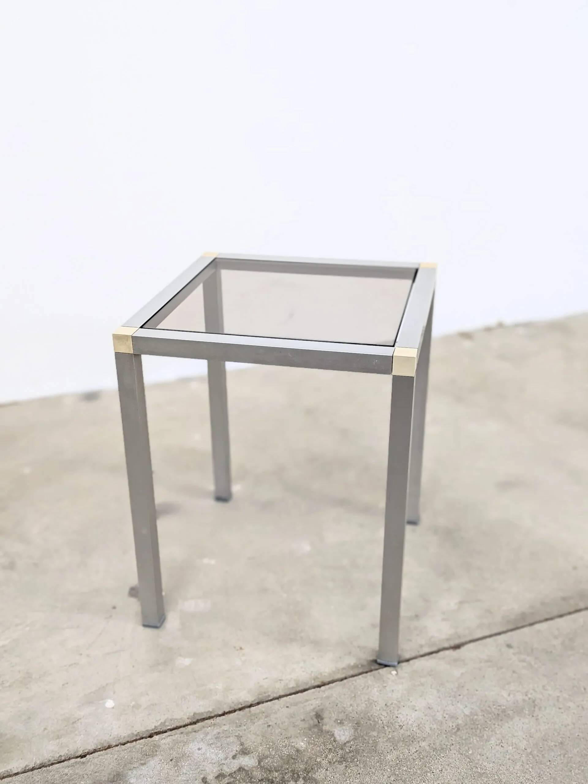 Table d’appoint basse vintage 70s