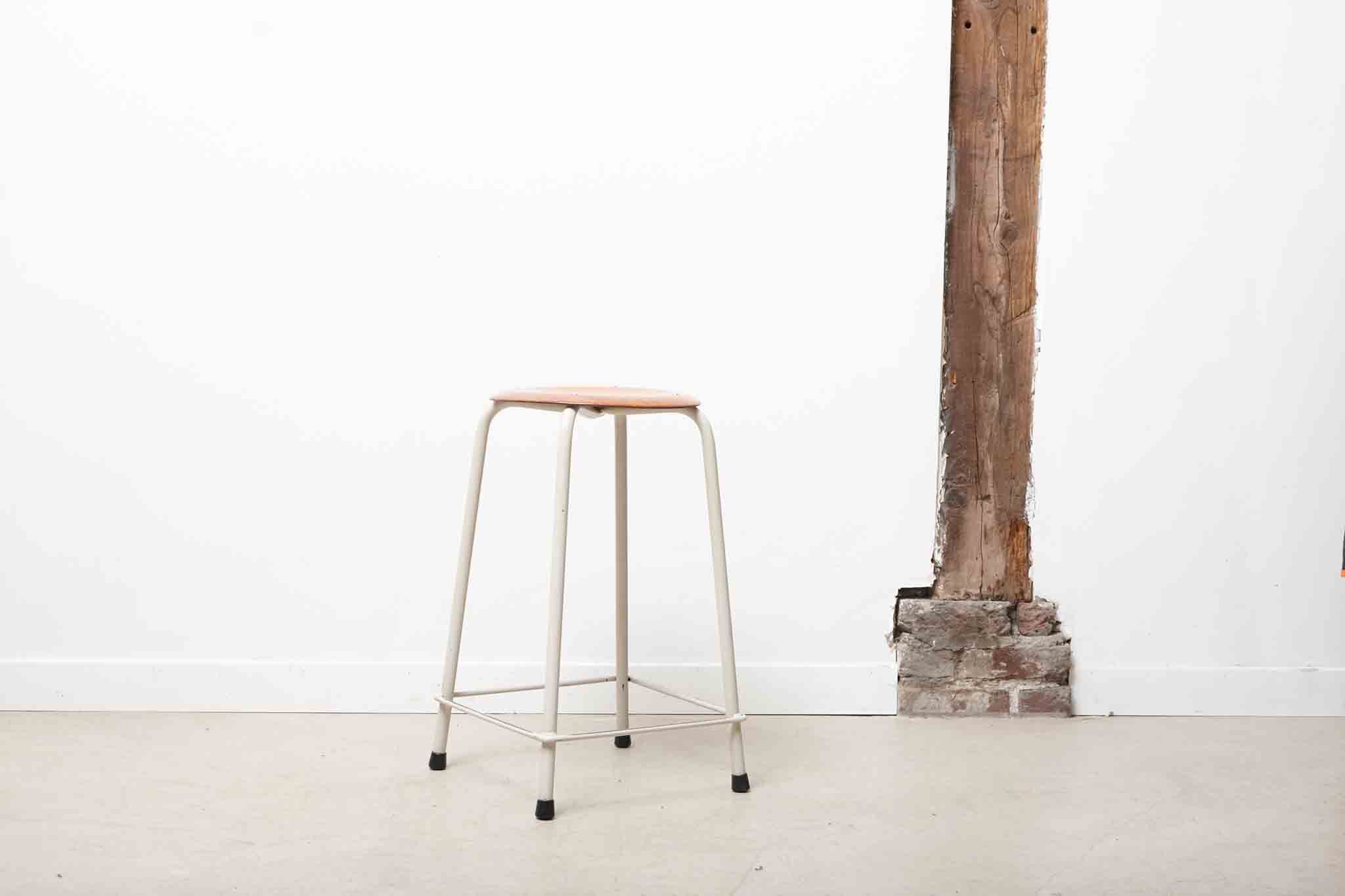 Pagholz vintage stackable stool oak / grey