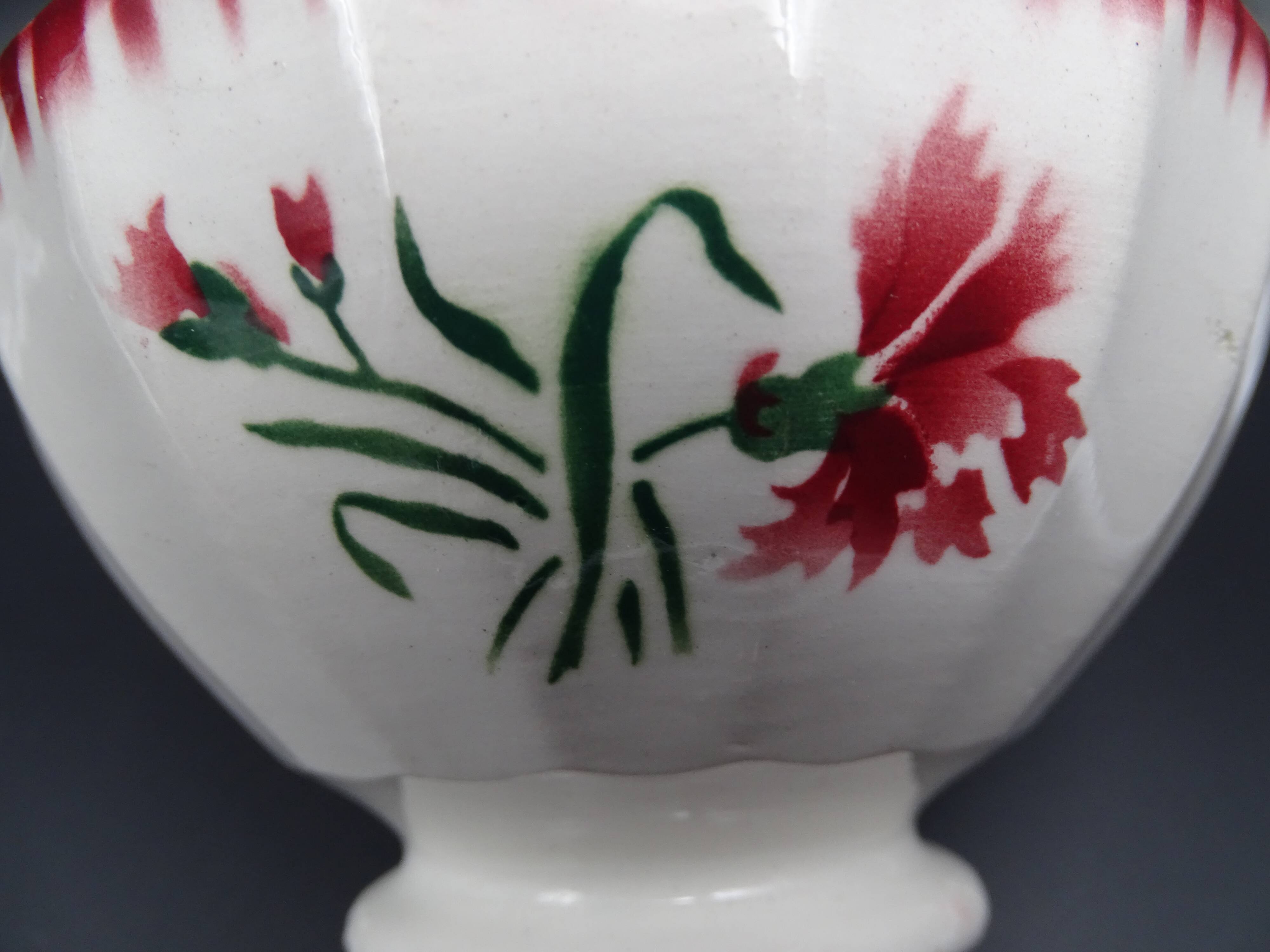 Sarreguemines earthenware bowl - Model Yvette - Circa 1940