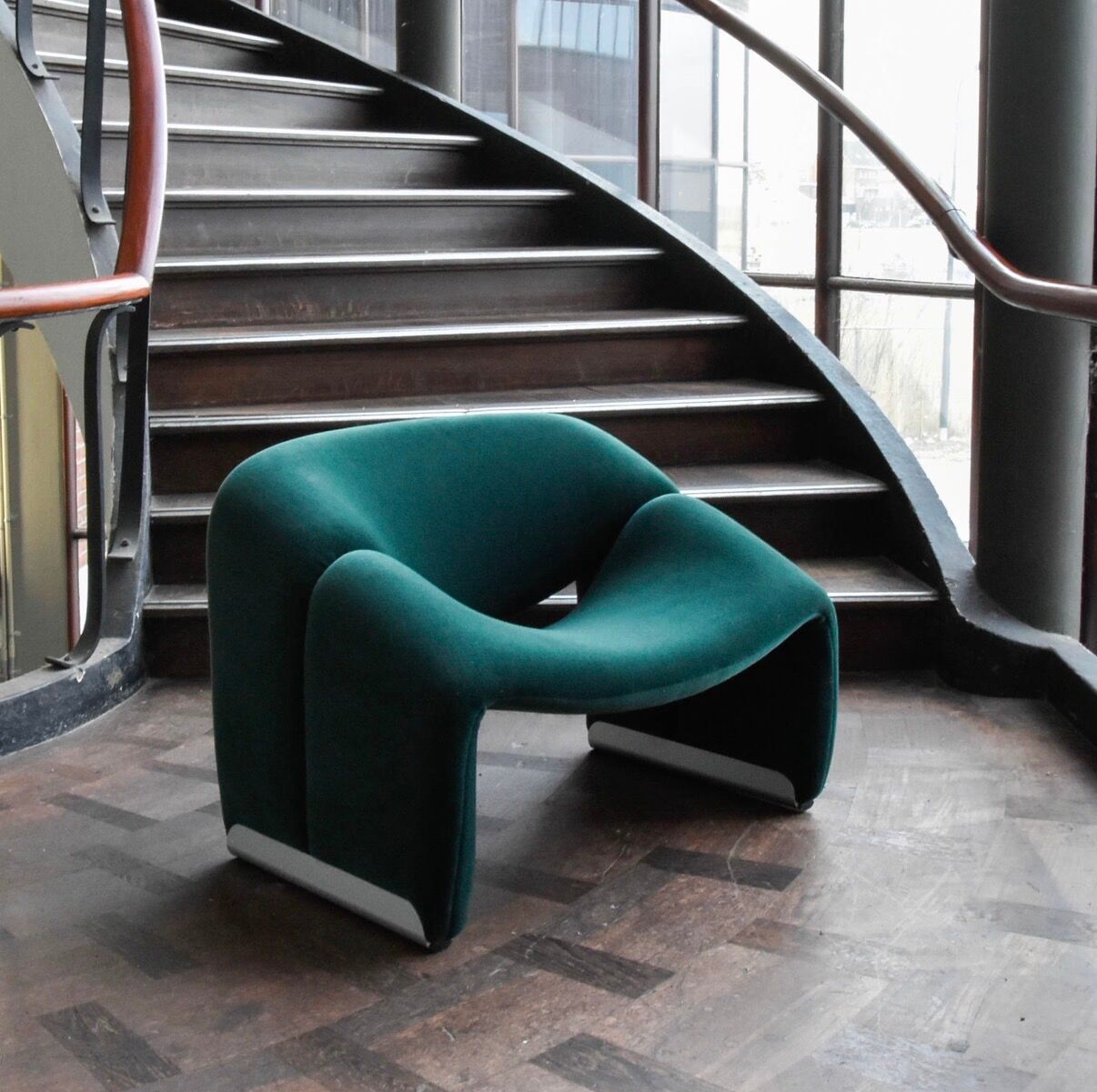 Artifort Groovy Armchair
