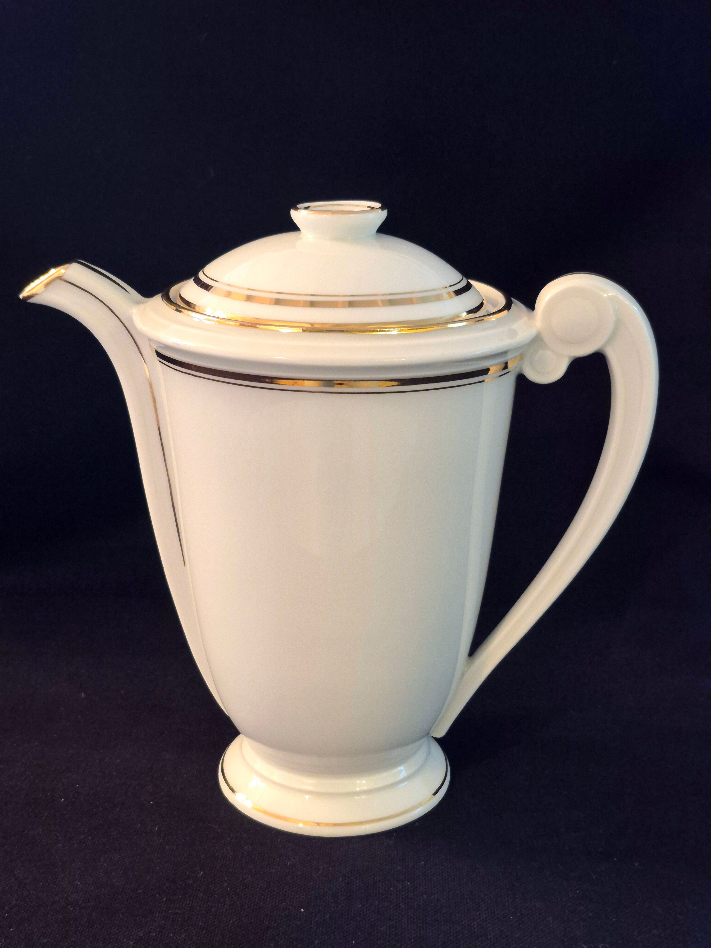 Teapot coffee pot jug Limoges Charles Ahrenfeldt A480