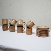 Série de 8 tasses et sous tasses vintage en grès