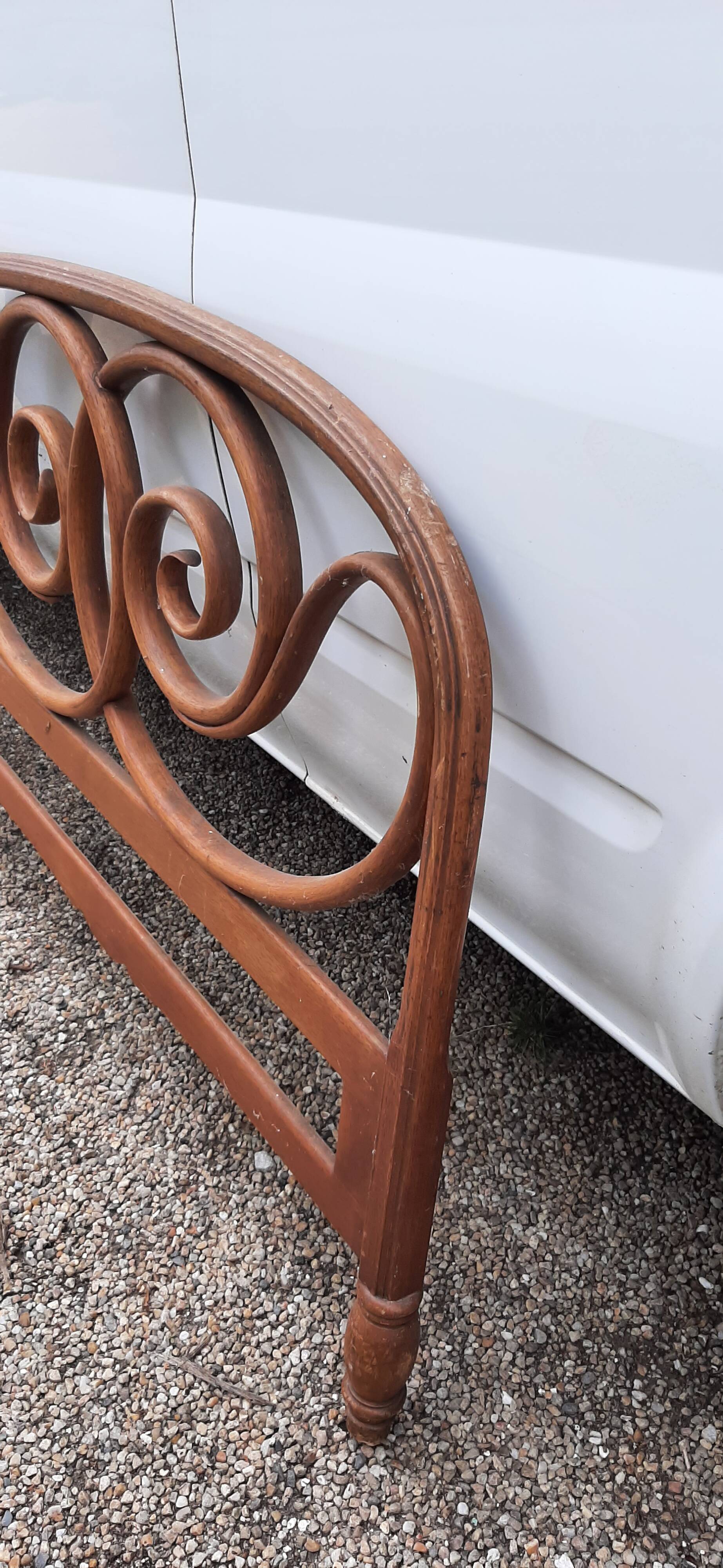 thonet head and footboard