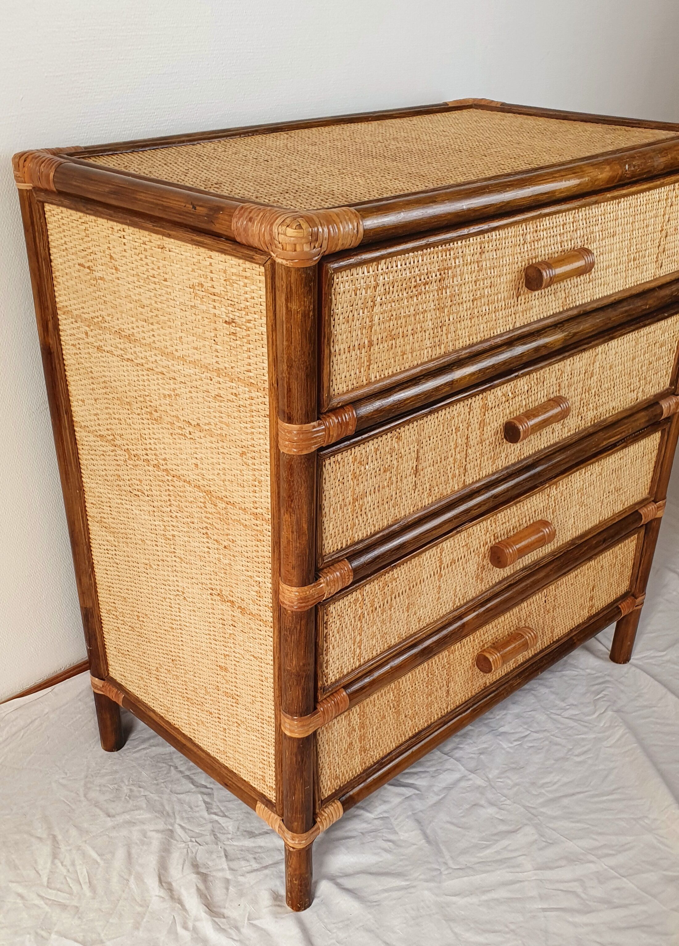 Rattan chest of drawers 4 drawers