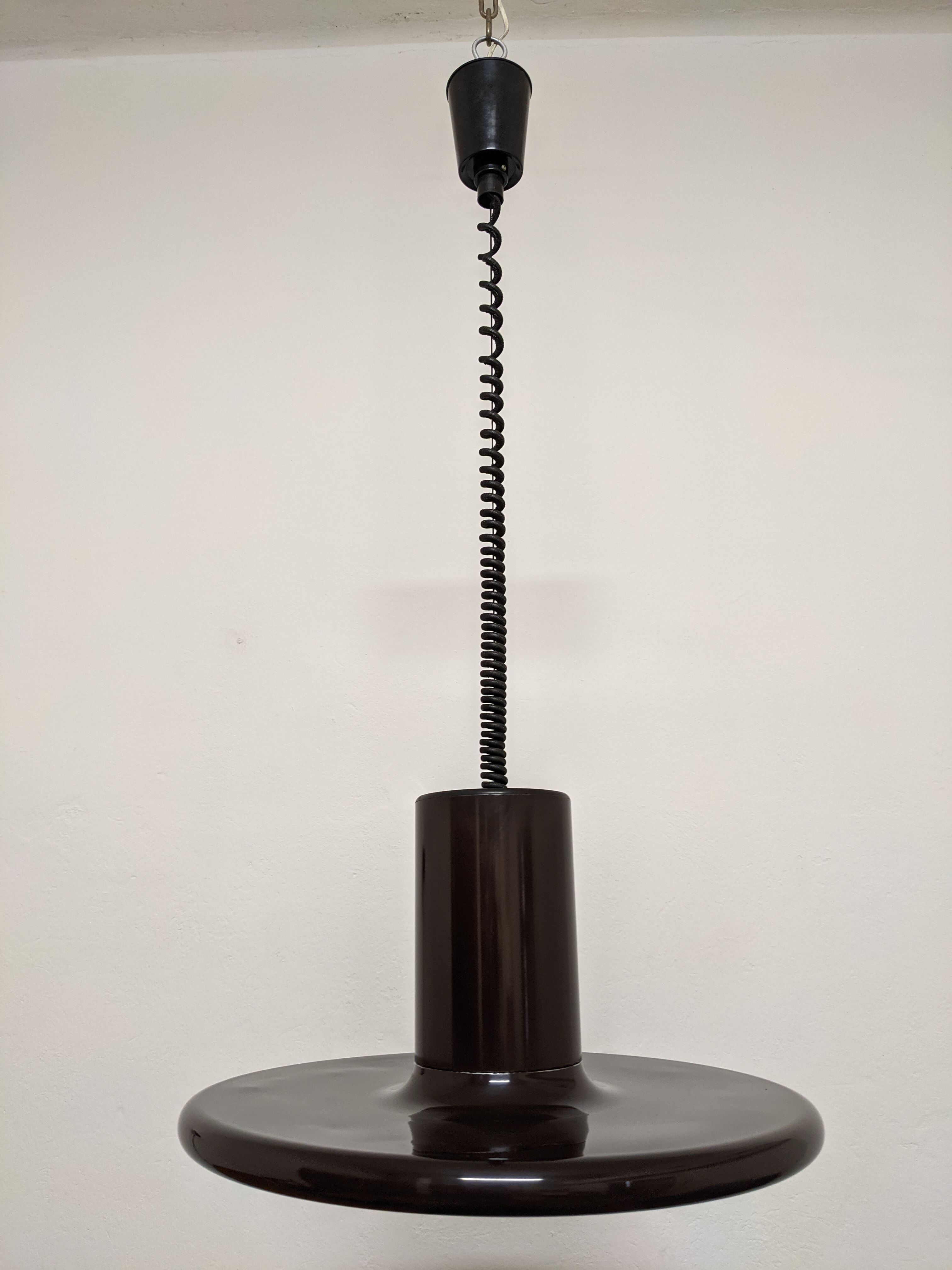 Rolly space age suspension of the 70s