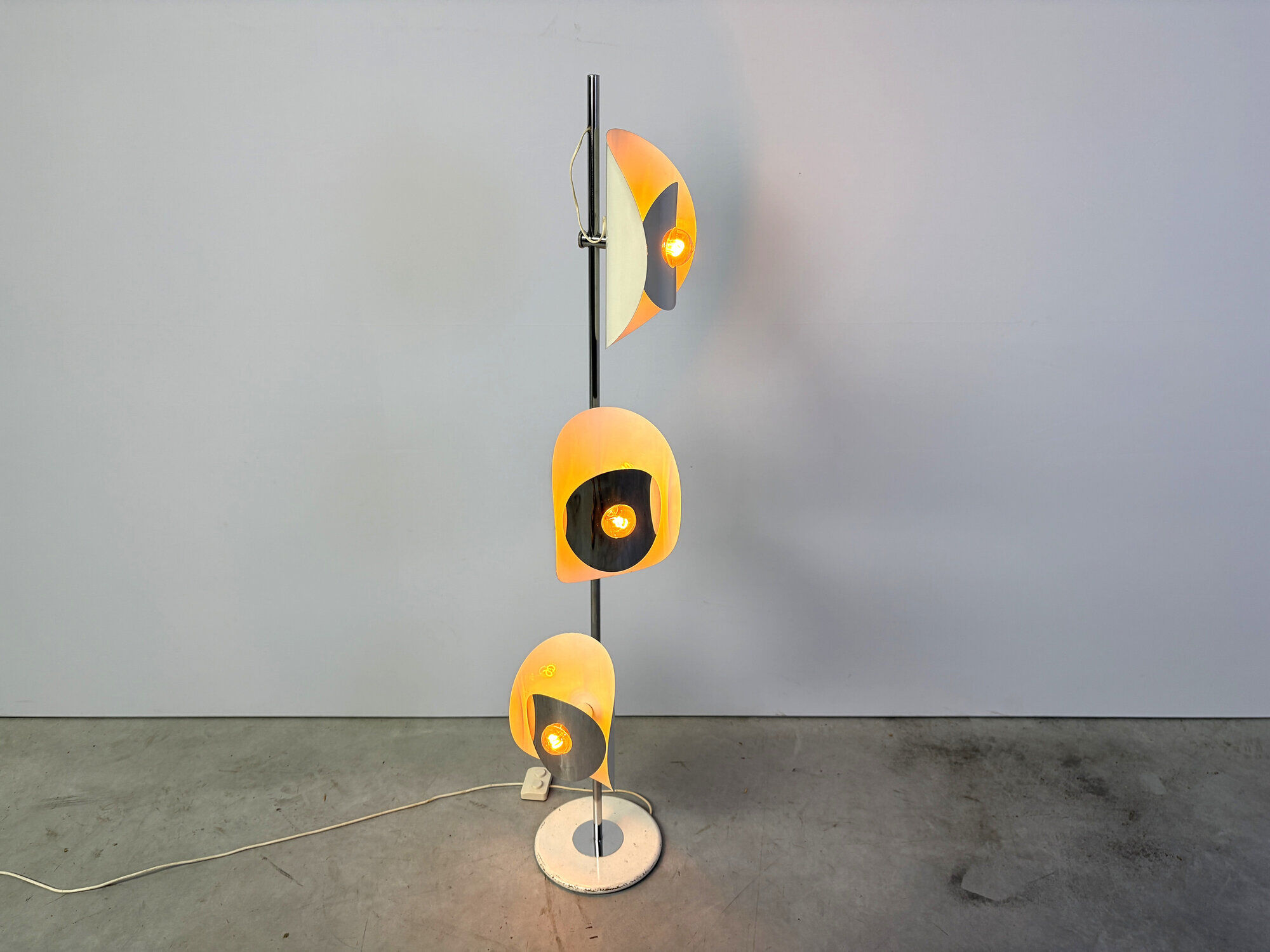 Mid century floor lamp by Brevetatto Italy, 1960s
