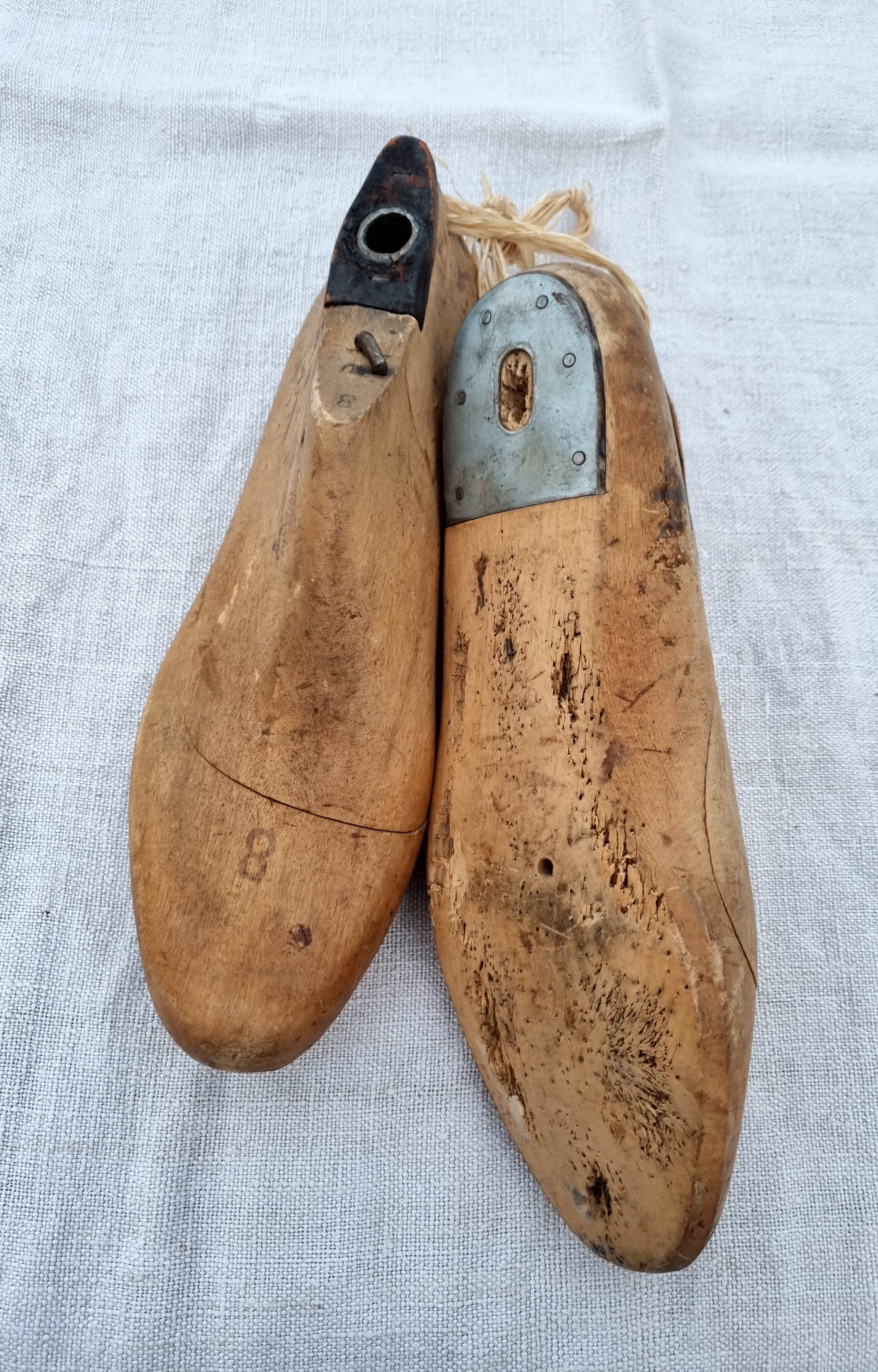 Pair of shoemaker shapes