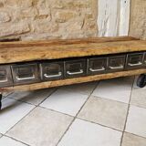 Industrial drawer unit