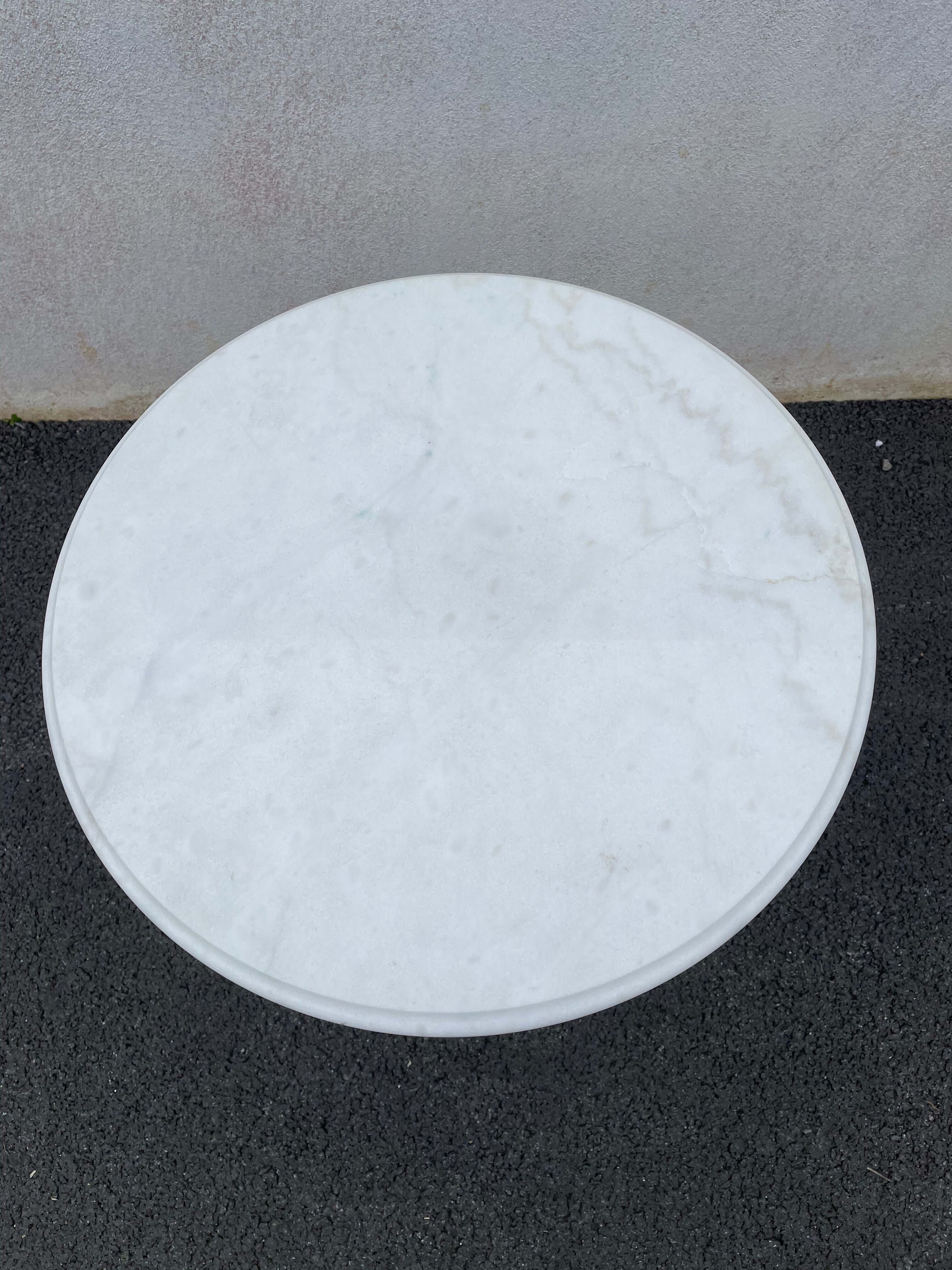 Round bistro table in white marble