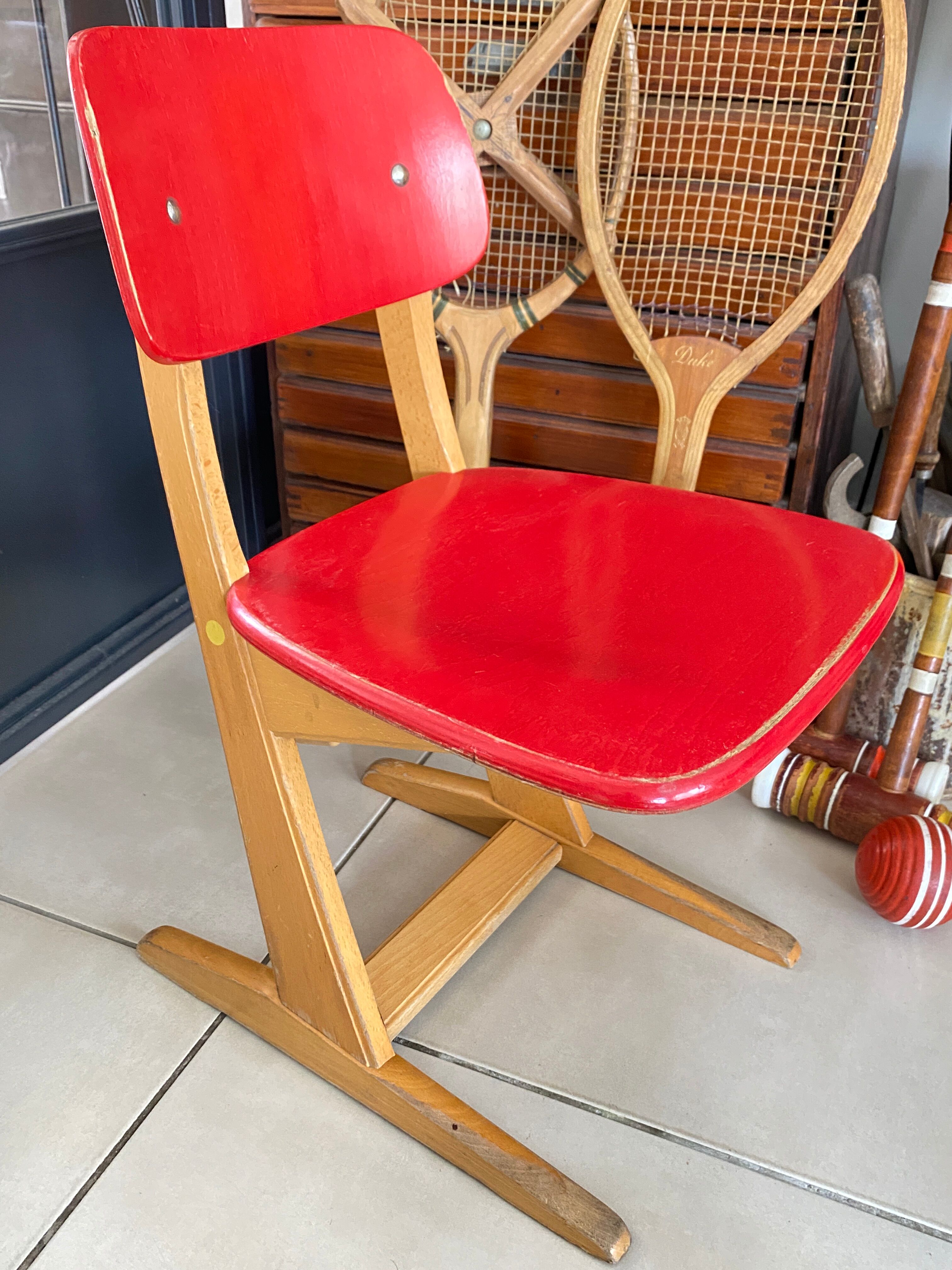 Chaise enfant Casala vintage rouge