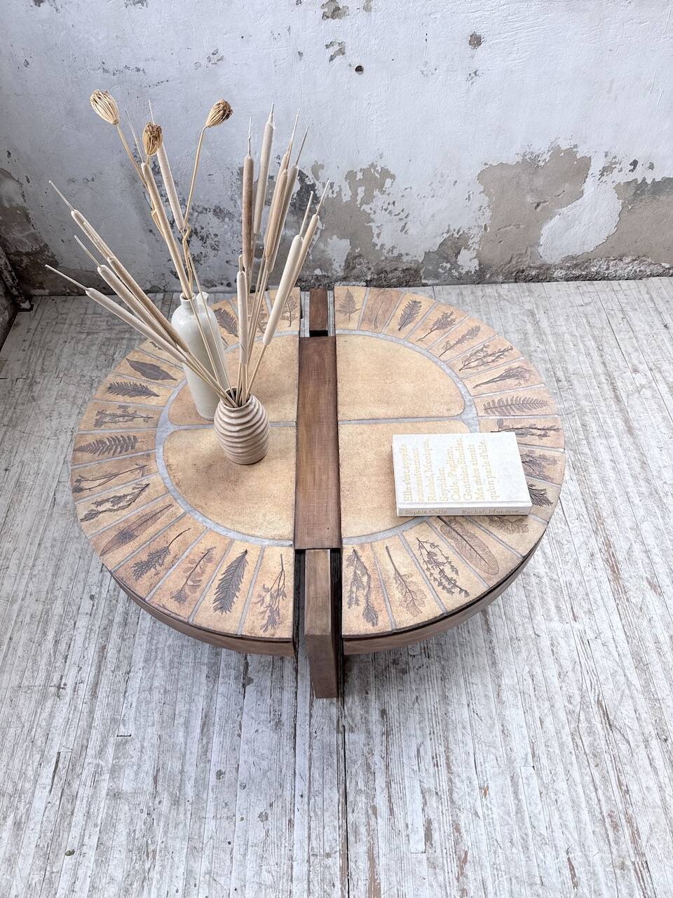 Table basse Roger Capron « grain de café »