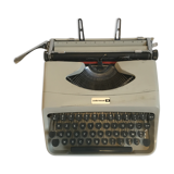 Typewriter Underwood 18