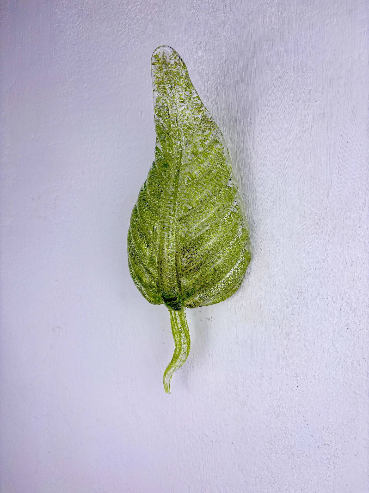 Barovier & Toso leaf-shaped wall sconce, green Murano glass, Italy, 1960s