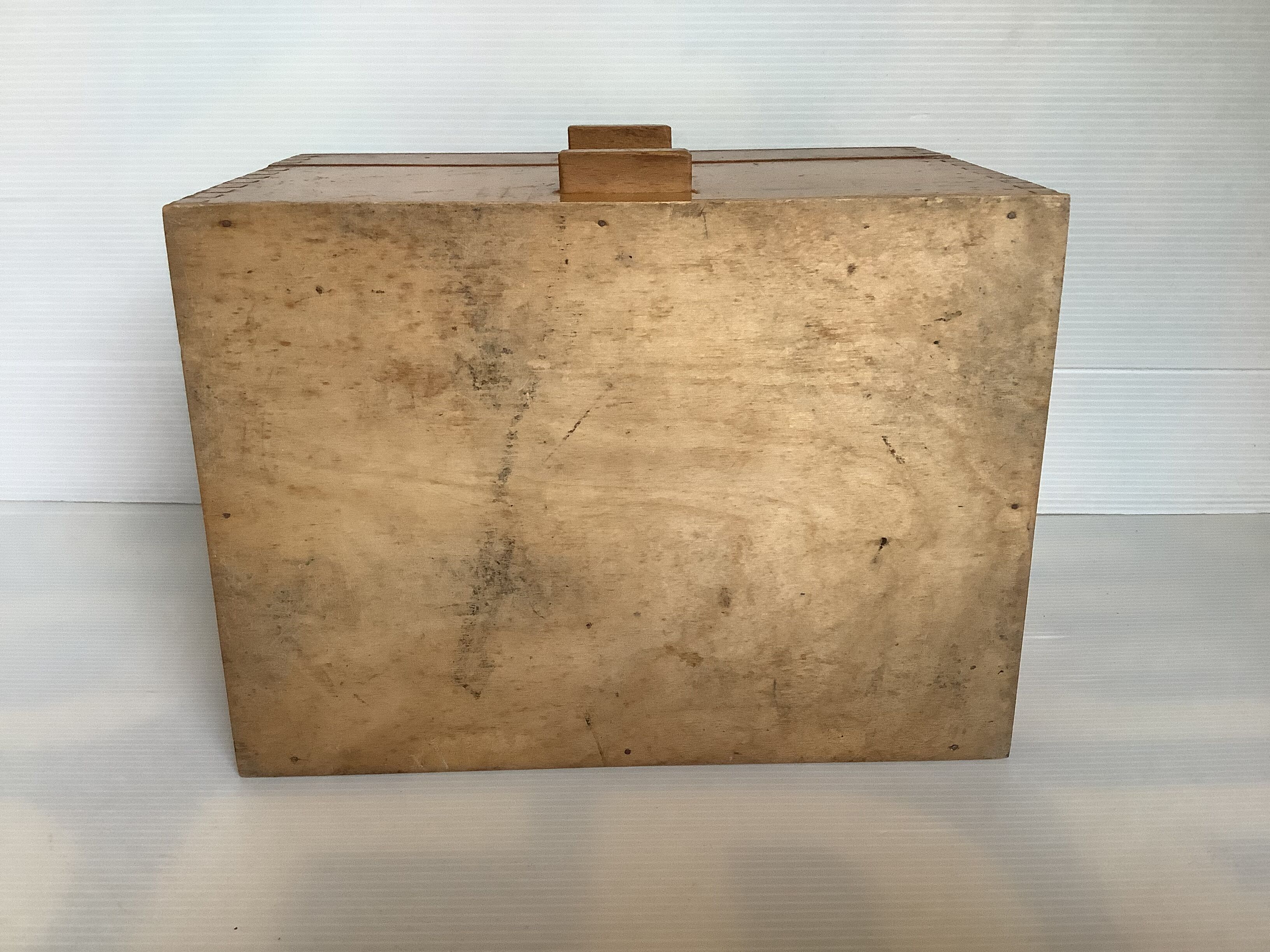 Wooden storage box dovetail mounting