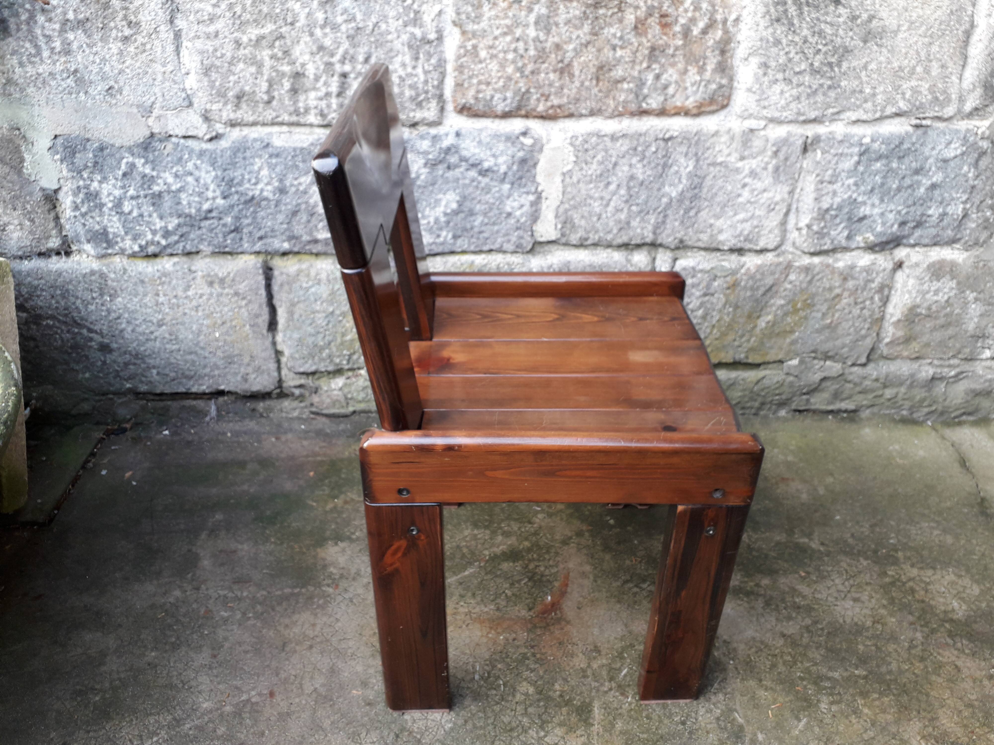 Set of 6 varnished pine chairs