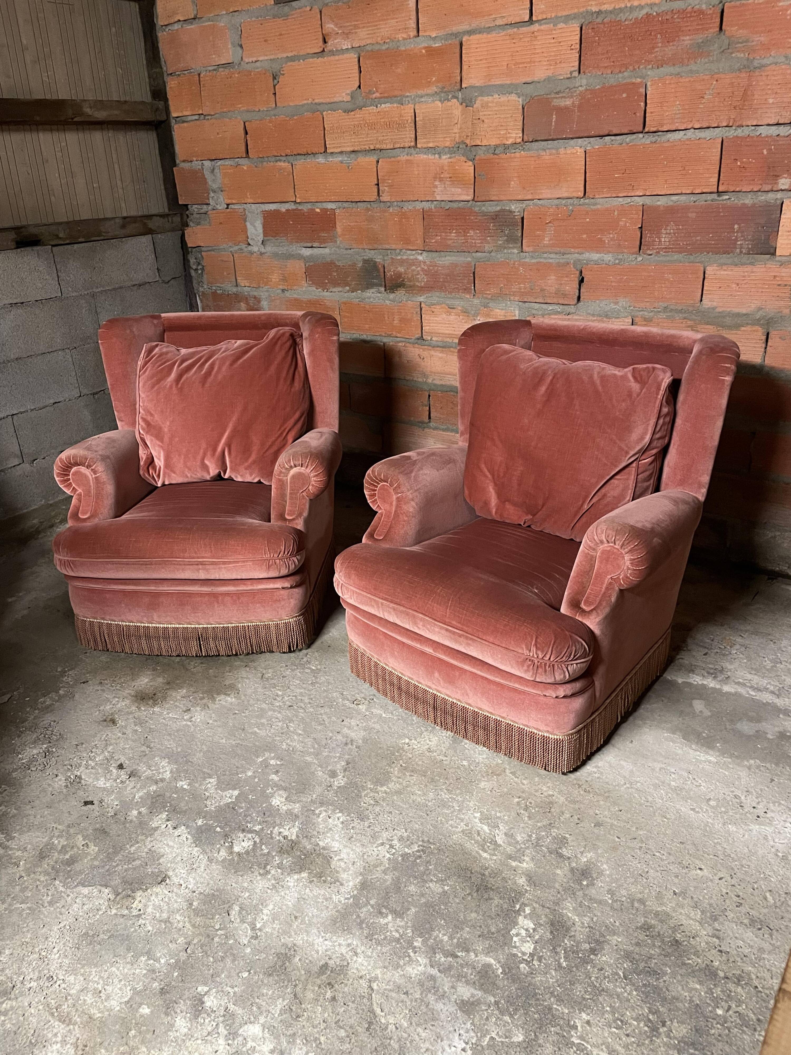 Toad club chairs