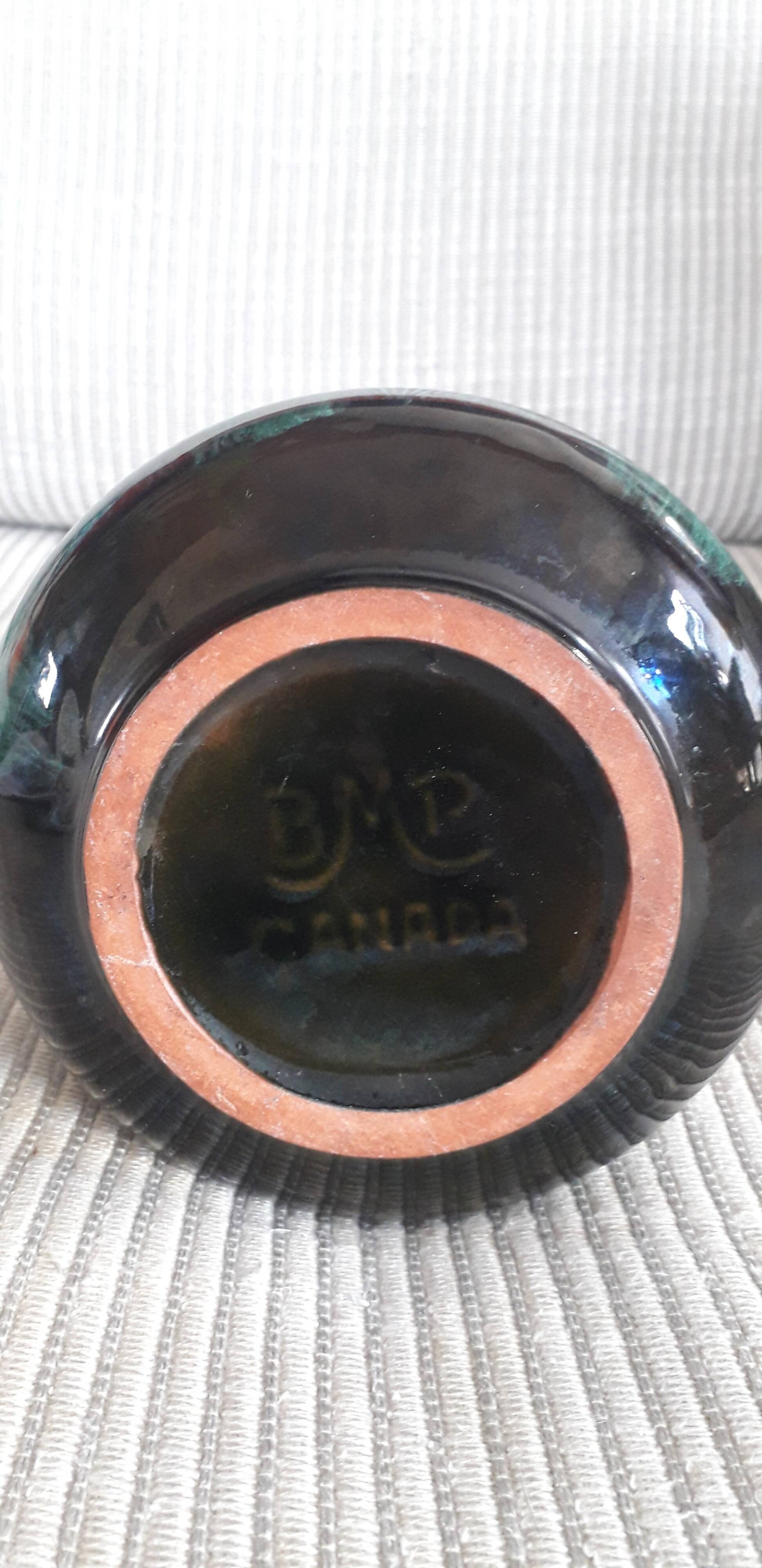 Vintage ceramic vase signed bmp canada
