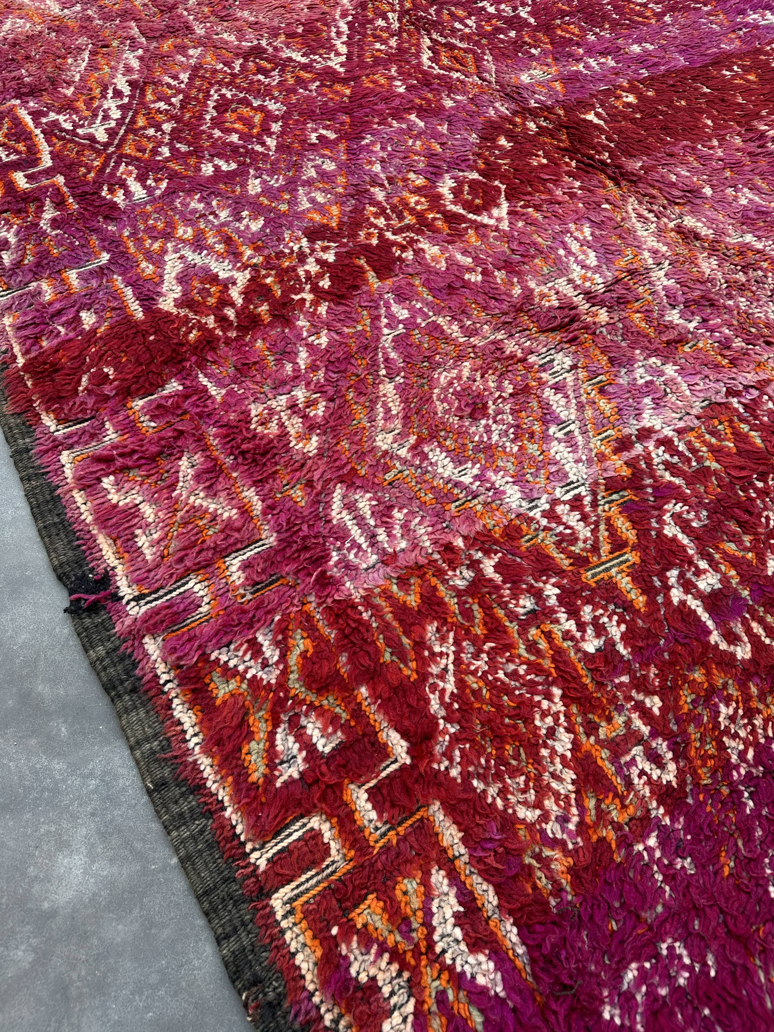 Moroccan rug - 198 x 314 cm