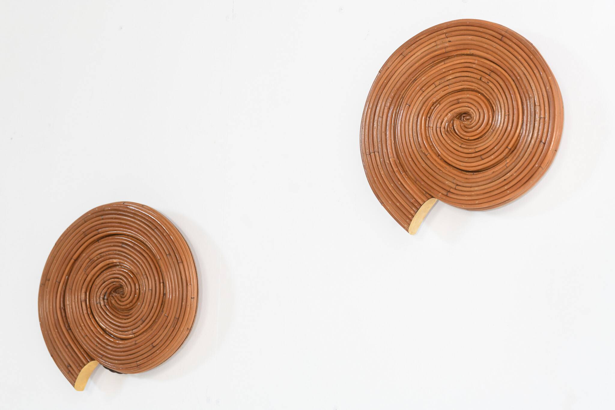 Rattan Sea Snail Design Wall Lamp