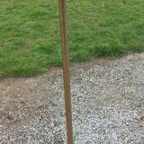 Floor lamp of the 50s in gilded metal triple mahogany tablets and gilded metal