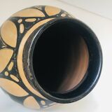 Peruvian craft terracotta vase