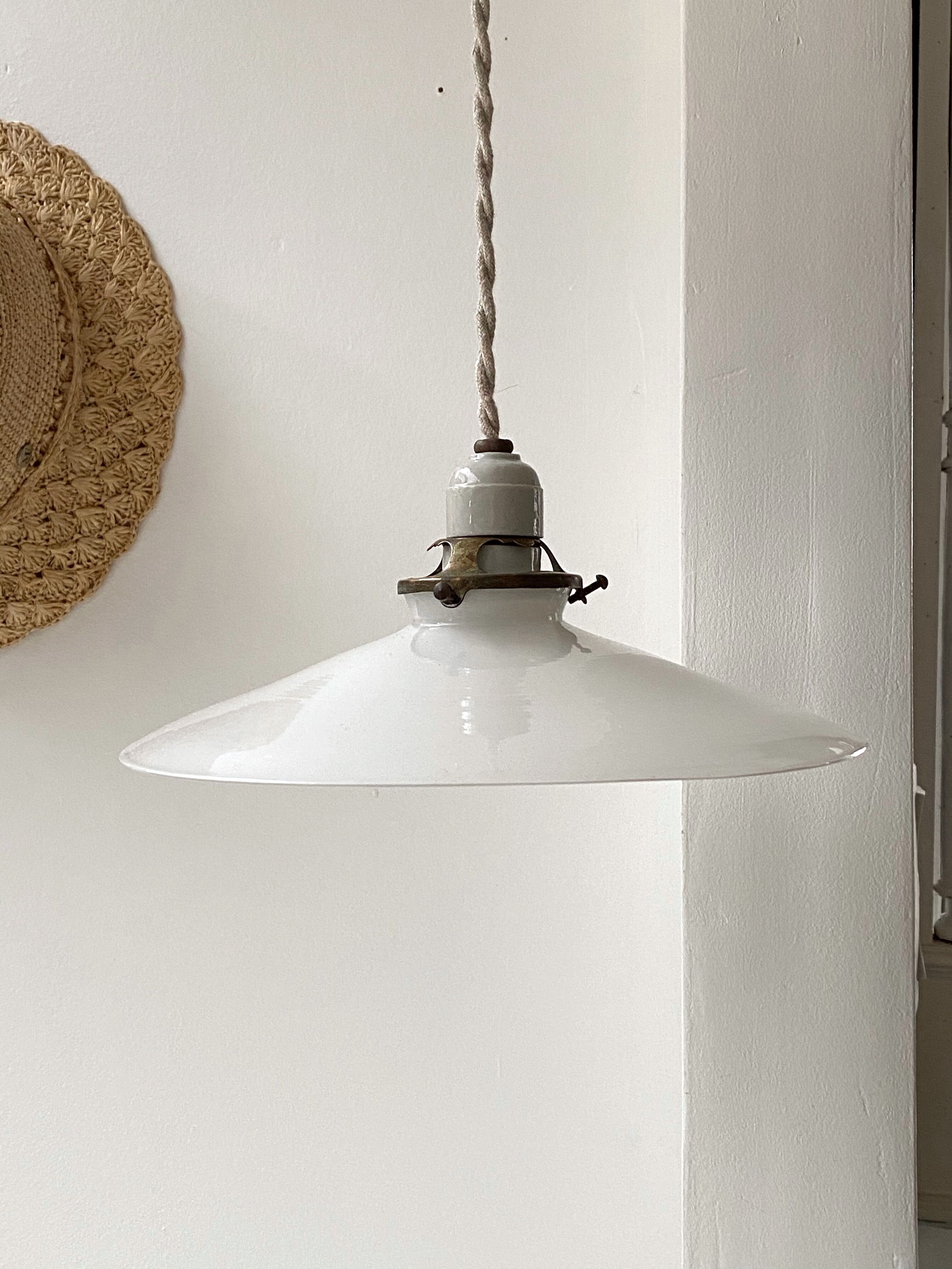 Opaline pendant light
