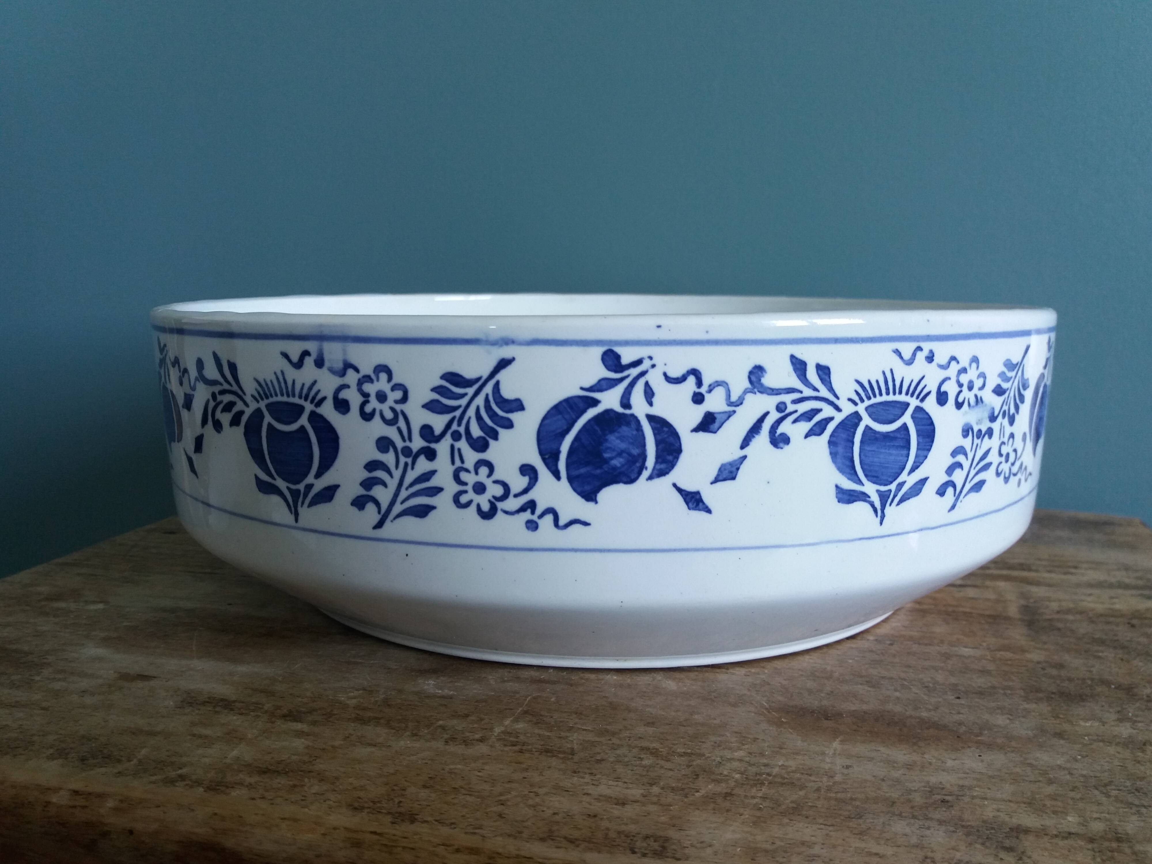 Iron Earth Dishes Moulin des Loups and Hamage