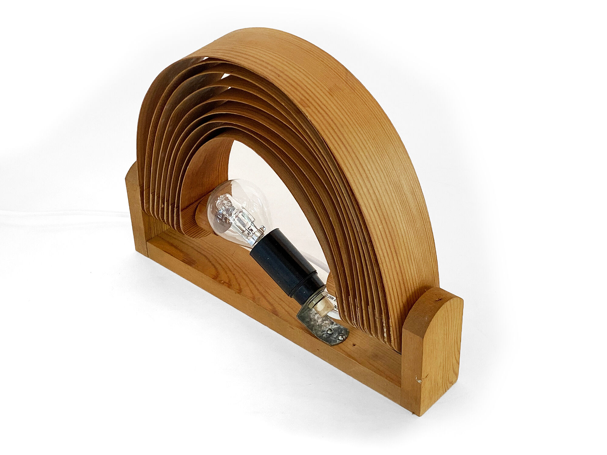 Pine veneer wall lamp/visor light by Translandia. Denmark 1960s