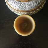 Hand vase in opaline