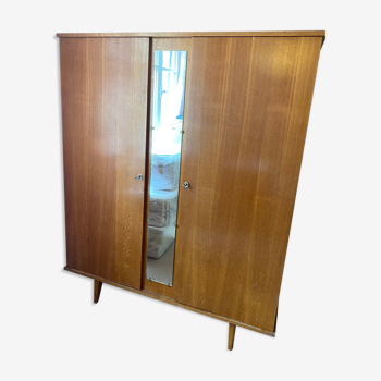 Armoire avec une glace vintage année 60