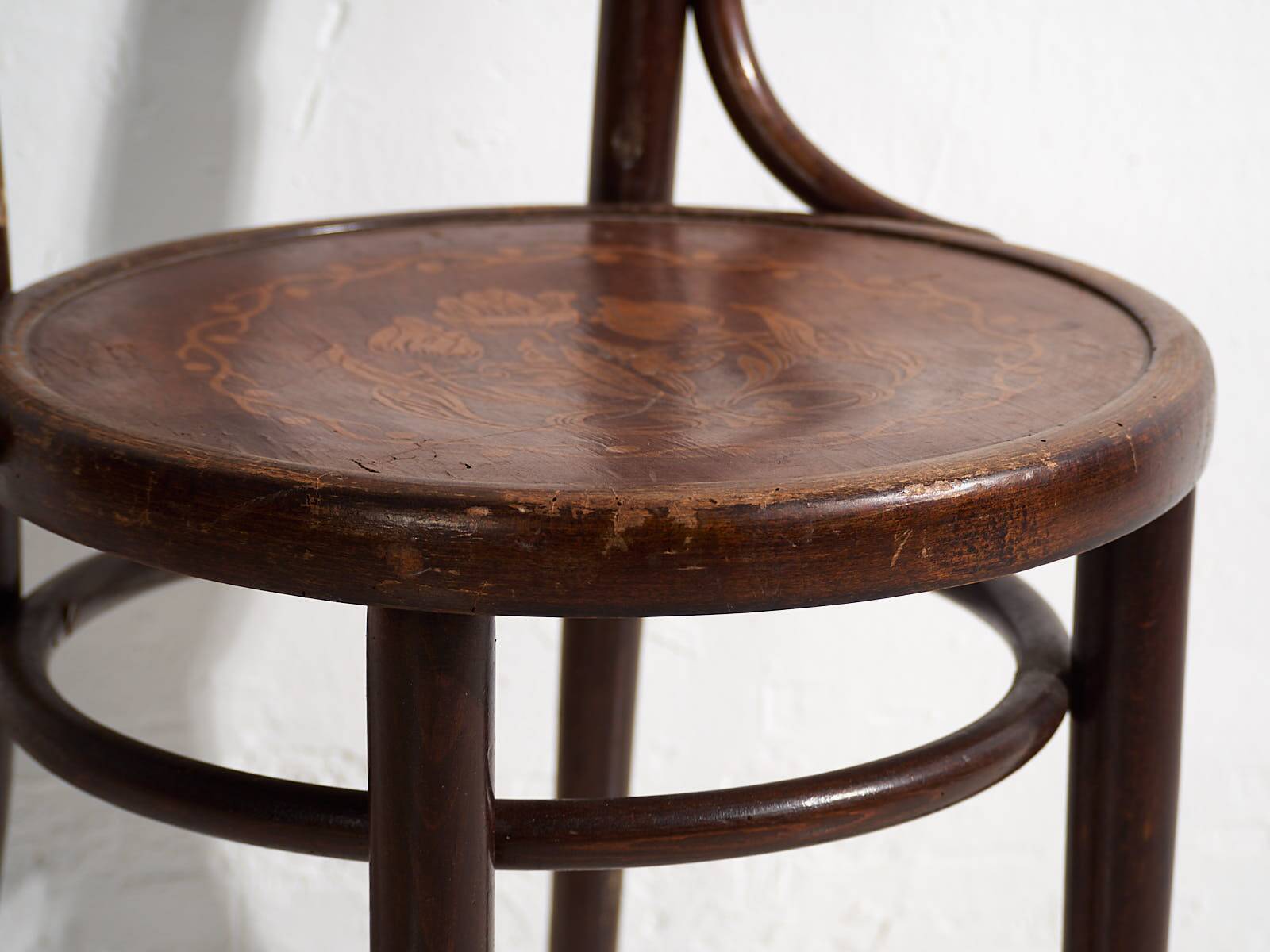 Antique Thonet dining room chairs (c.1900). Set of 4 pieces