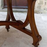 Dining room table by Maison Krieger, Art Nouveau, circa 1900, in solid oak