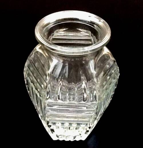 Art Deco style hexagonal vase Engraved on the neck Made in France