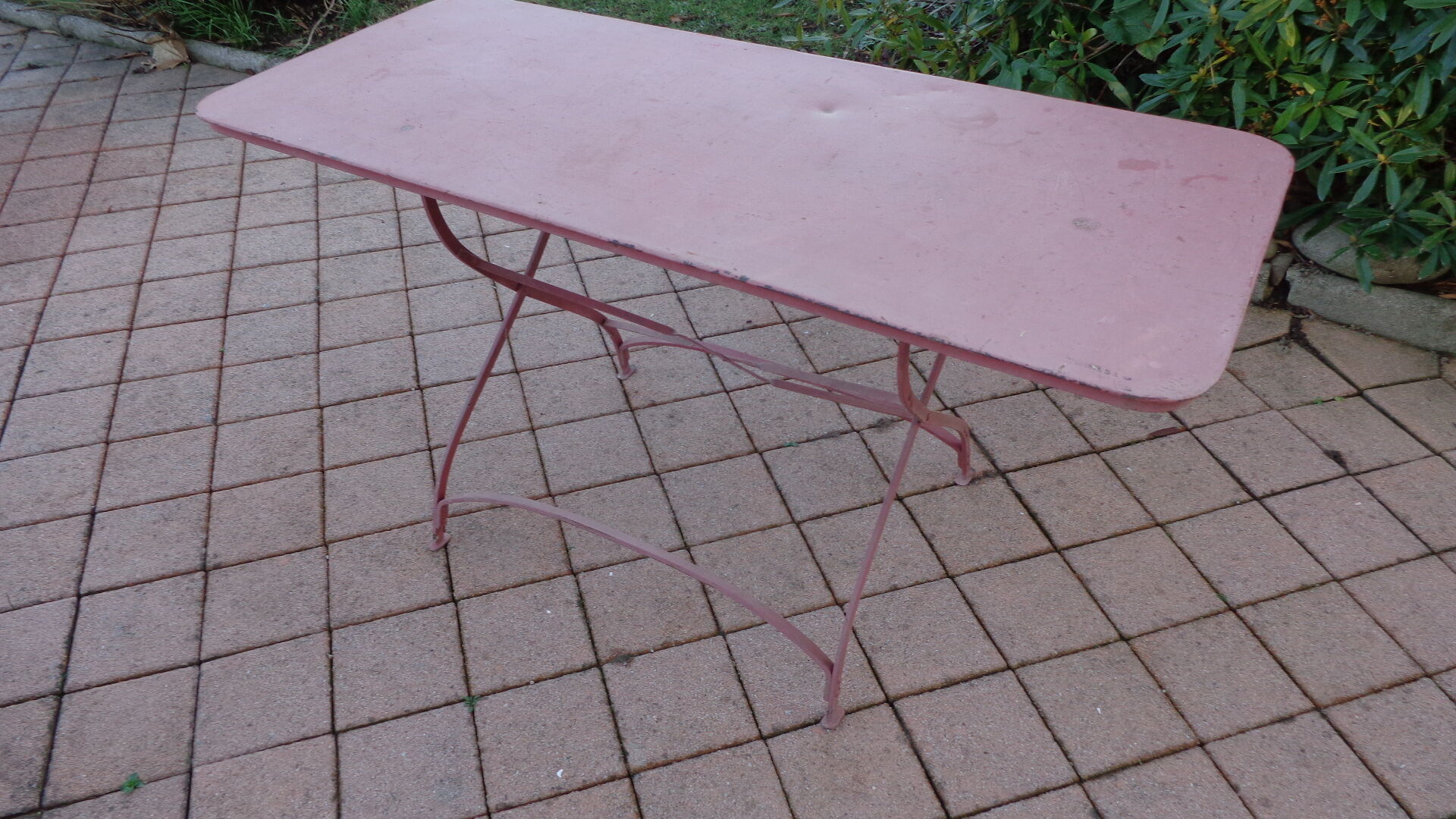 Table pliante de jardin