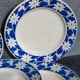 Five dessert plates of Badonviller with flowers