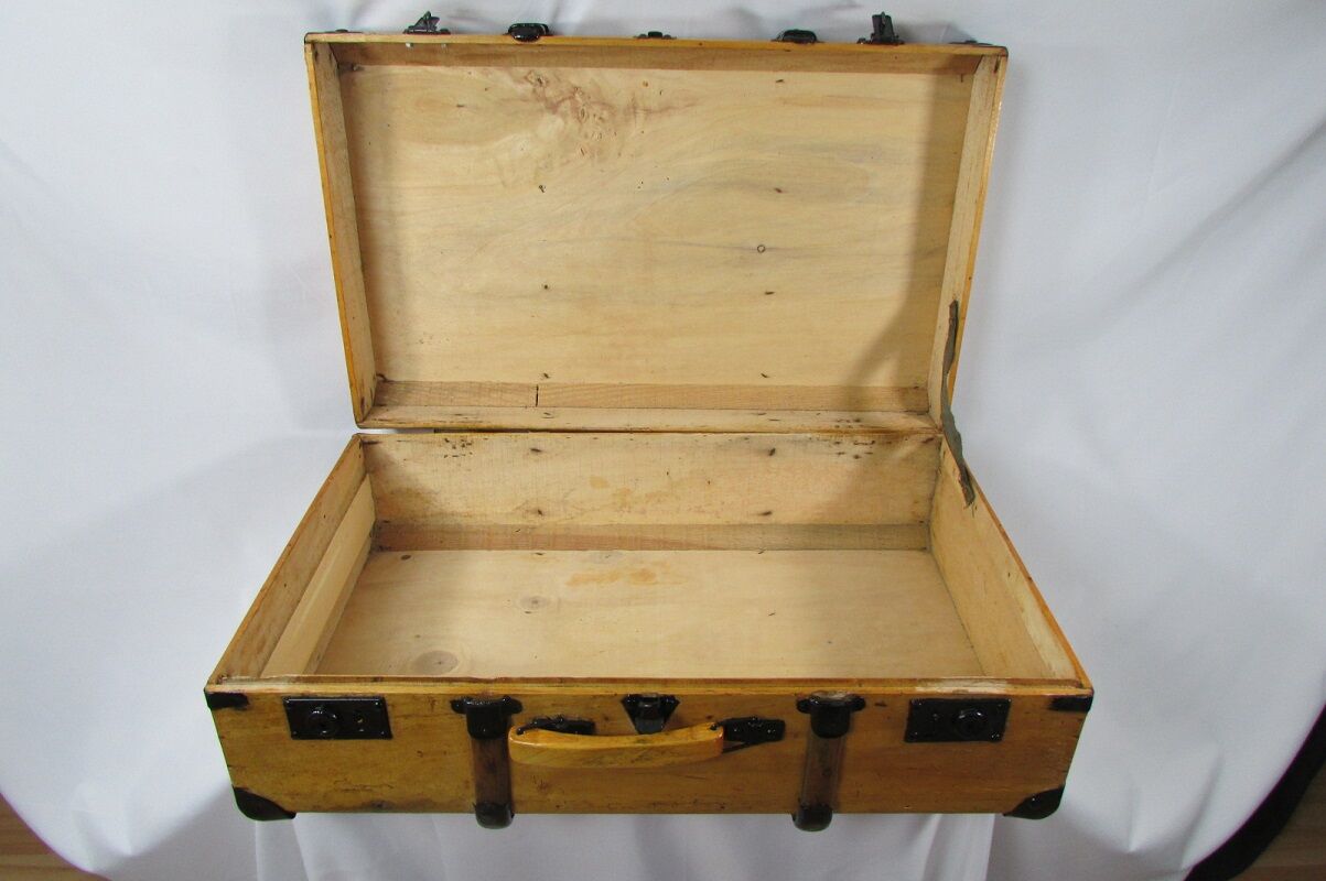Suitcase, old wooden trunk