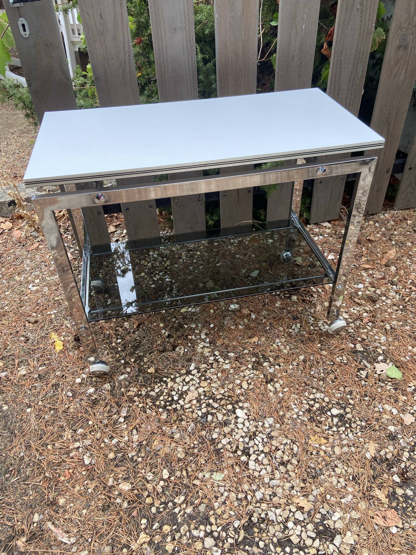 Desserte/table d appoint pivotante années  70