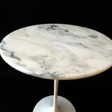 Tulip side table by Eero Saarinen for Knoll International