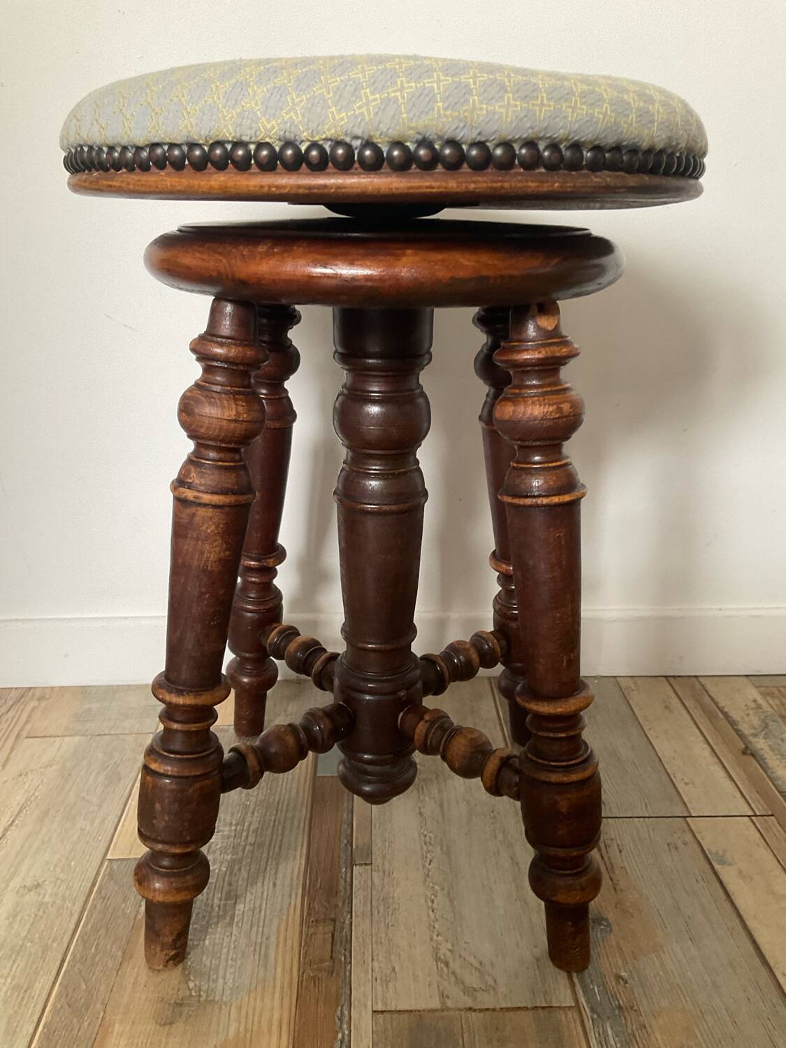 Vintage turned wood piano stool