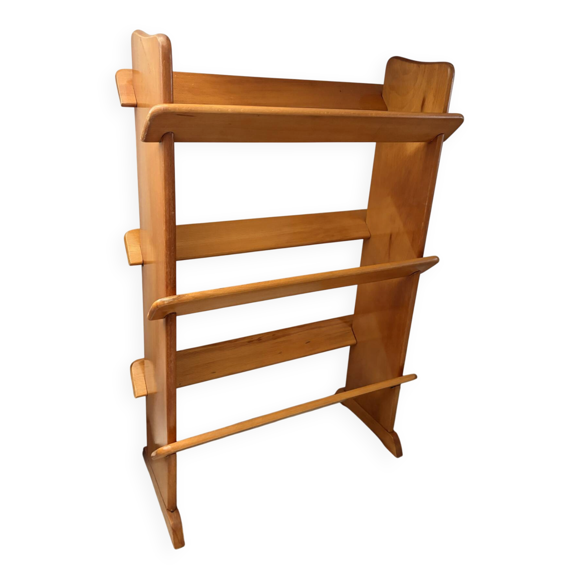 Small vintage wooden library – traditional assembly