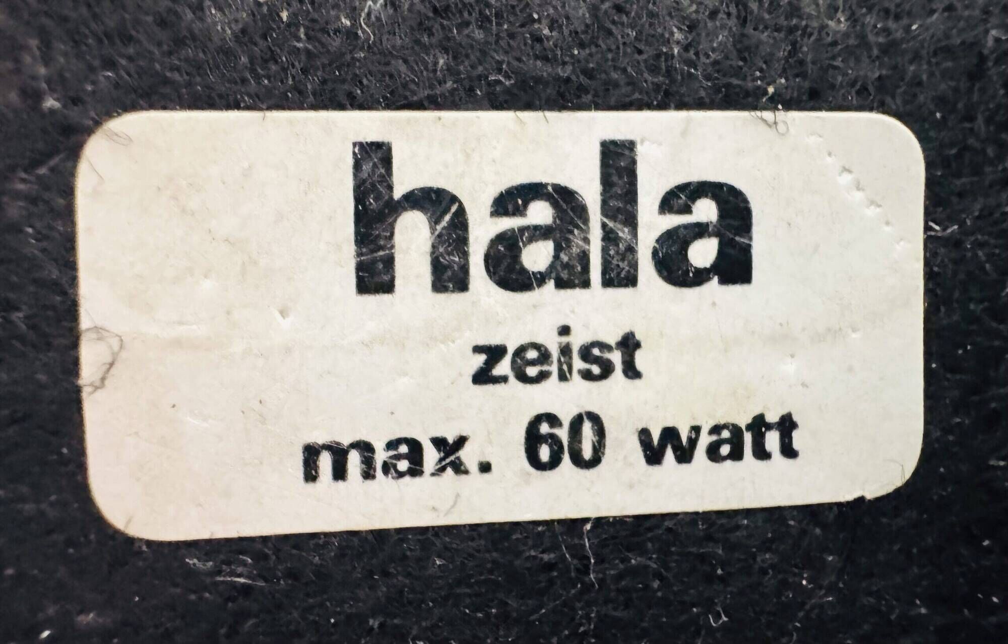 Lampe de table sculpturale postmoderne par Hala Zeist, Pays-Bas, années 1980.