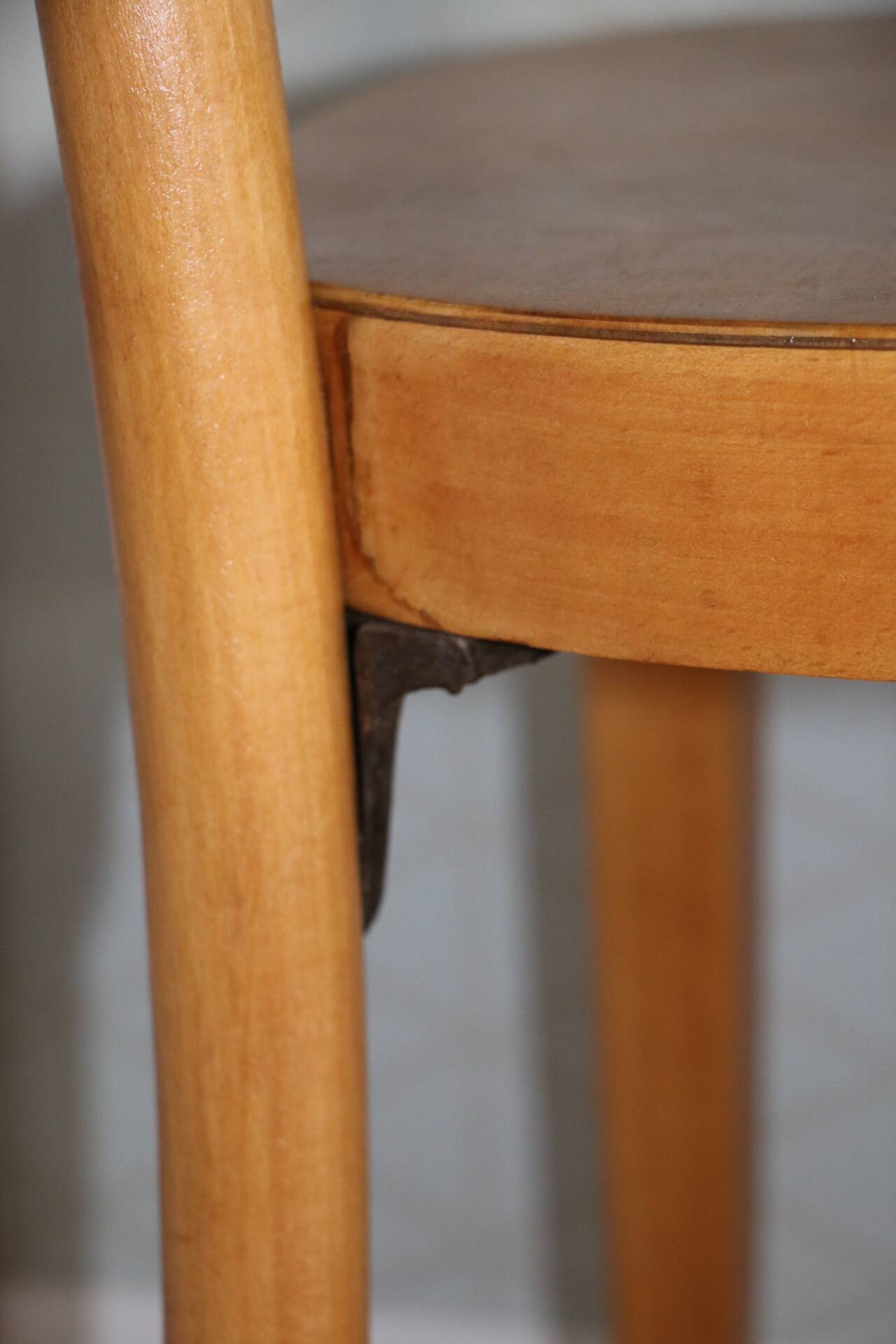 Série de 3 chaises bistrot 1950