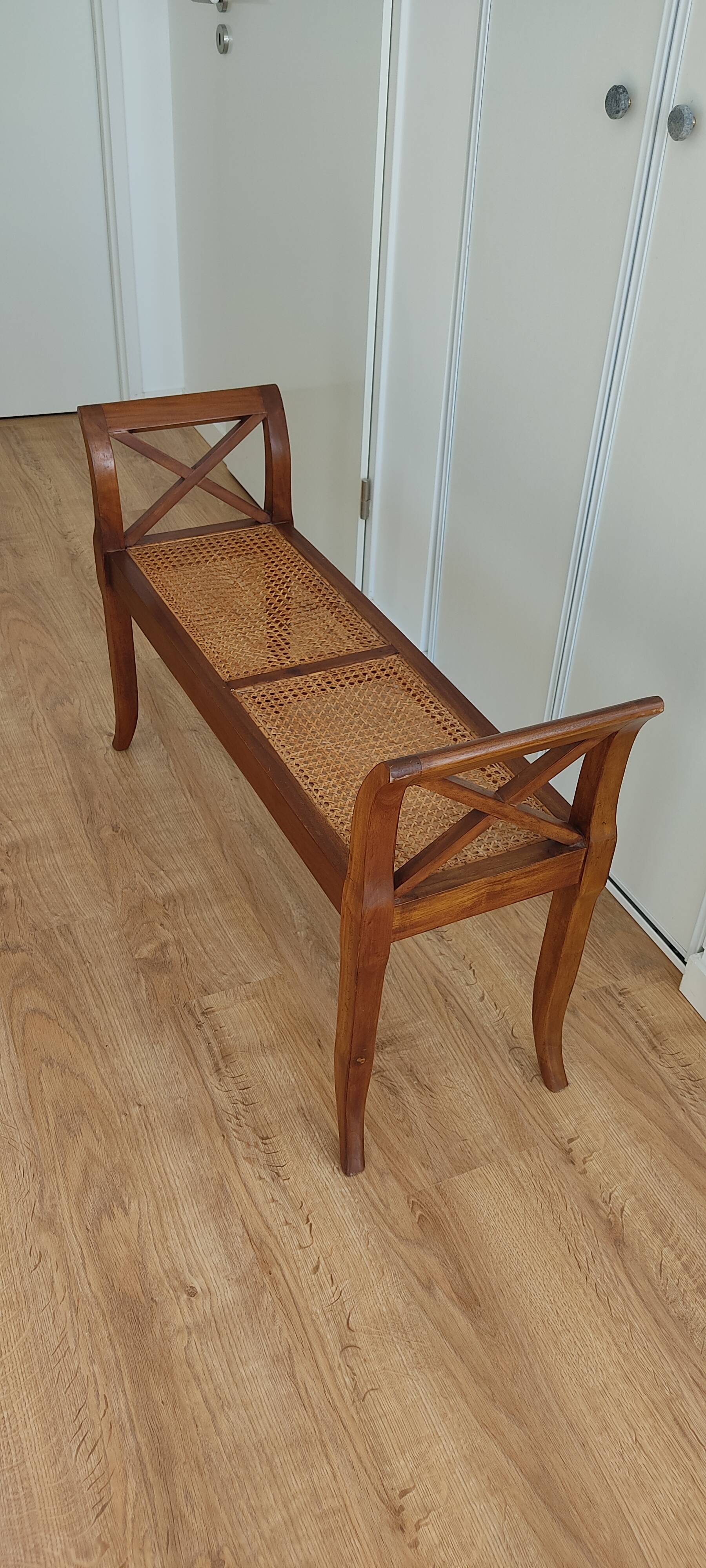bed end bench
