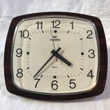 Vintage Formica Wall Clock Featured