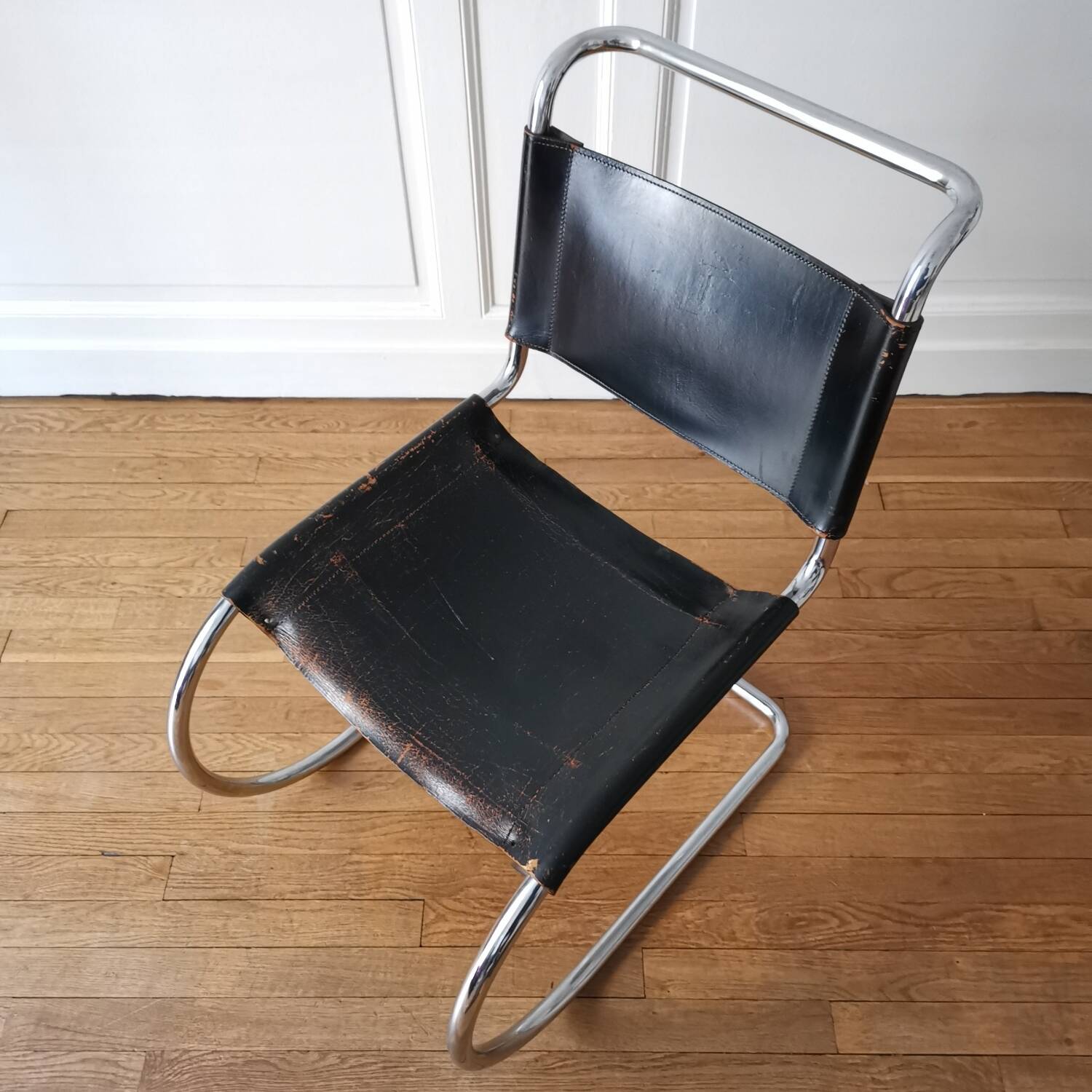 MR533 / MR10 chair, Mies Van Der Rohe, Thonet