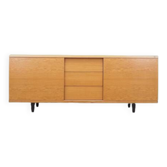 Buffet en frêne, design danois, années 1990, fabriqué par Skovby