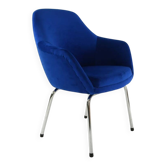 Royal blue shell chair