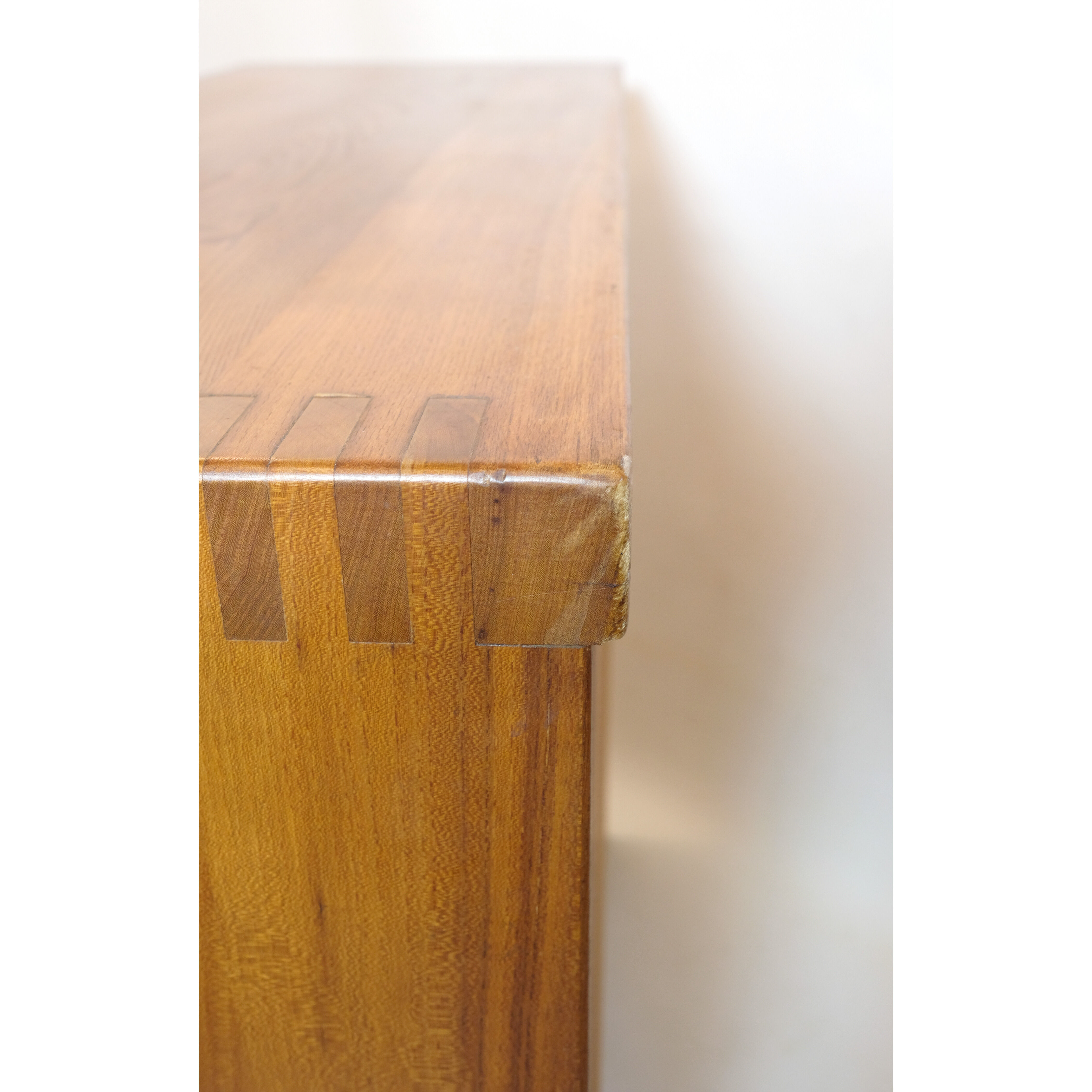 Pierre Chapo buffet R18, solid elm, 1960-1970