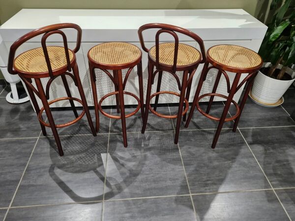Lot de 4 tabourets de bistrot en cannage vintage